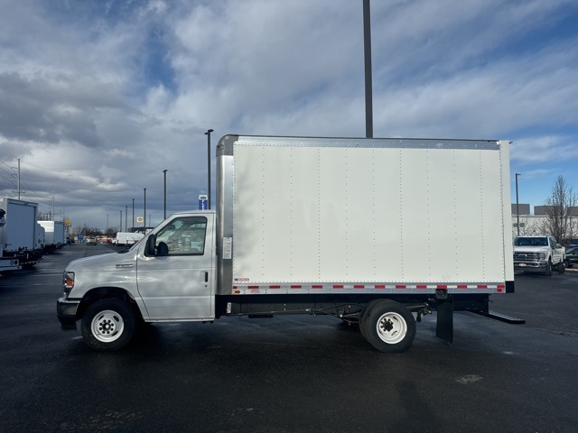 New 2026 Ford E-350 Cutaway - photo 3