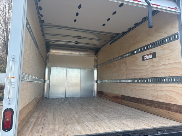 New 2026 Ford E-350 Cutaway - photo 7