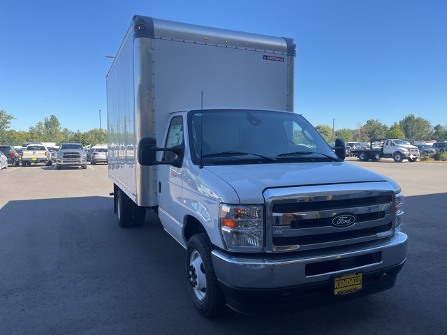 New 2026 Ford E-350 Cutaway - photo 12