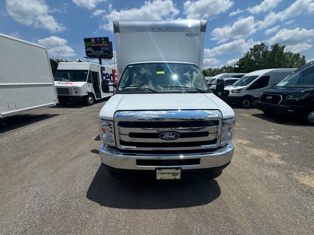 New 2027 Ford E-450 Cutaway - photo 4