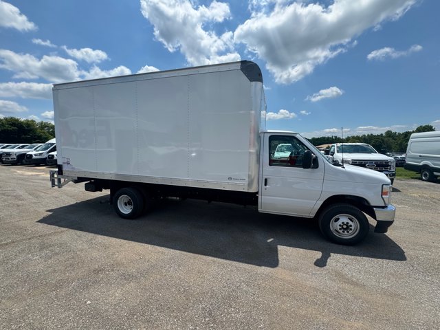 New 2027 Ford E-450 Cutaway - photo 6