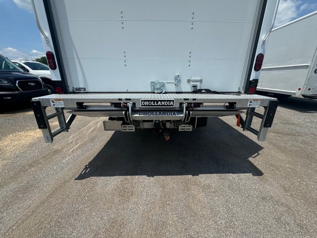 New 2027 Ford E-450 Cutaway - photo 9