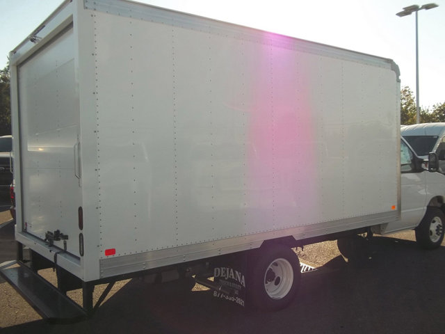 New 2025 Ford E-450 Cutaway - photo 4