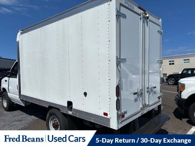 Used 2025 Ford E-350 Cutaway - photo 3