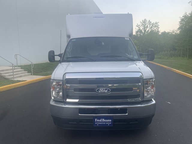 New 2026 Ford E-350 - photo 2