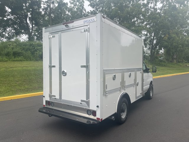 New 2026 Ford E-350 Cutaway - photo 9