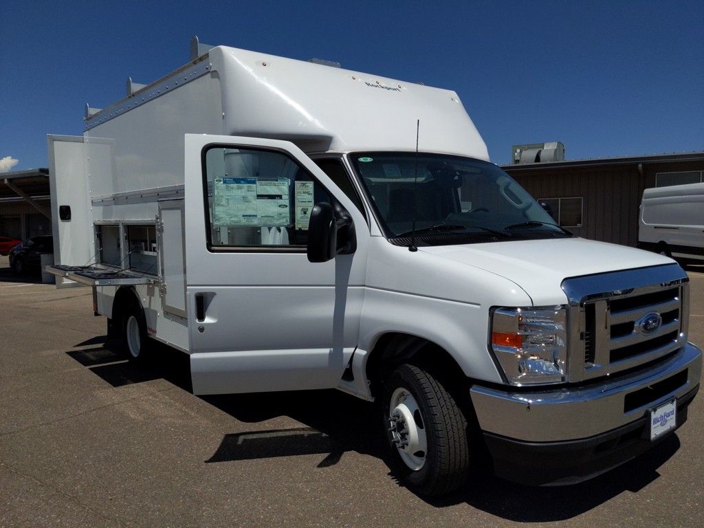 New 2025 Ford E-350 Cutaway - photo 7