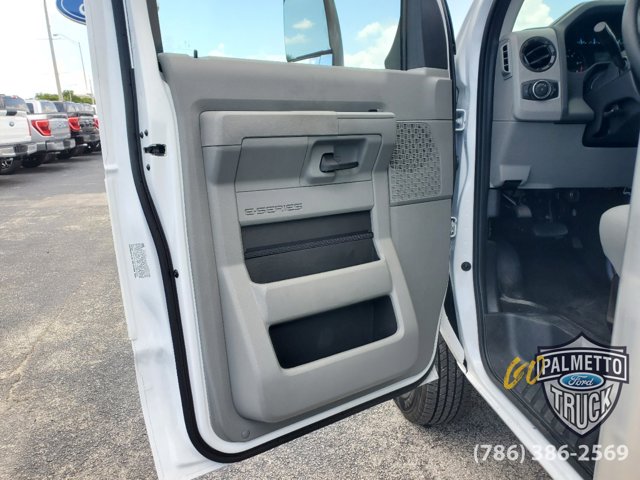 New 2023 Ford E-450 RWD 16' Utilimaster Metromaster Box Van - photo 9