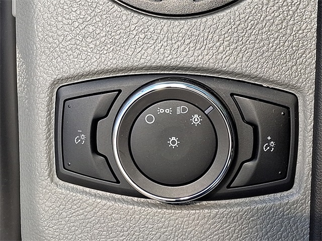 Used 2024 Ford E-450 Cutaway - photo 16