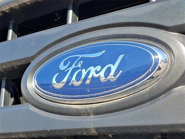 Used 2024 Ford E-450 Cutaway - photo 21