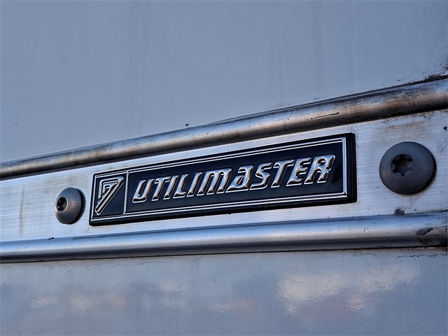 Used 2024 Ford E-450 Cutaway - photo 23