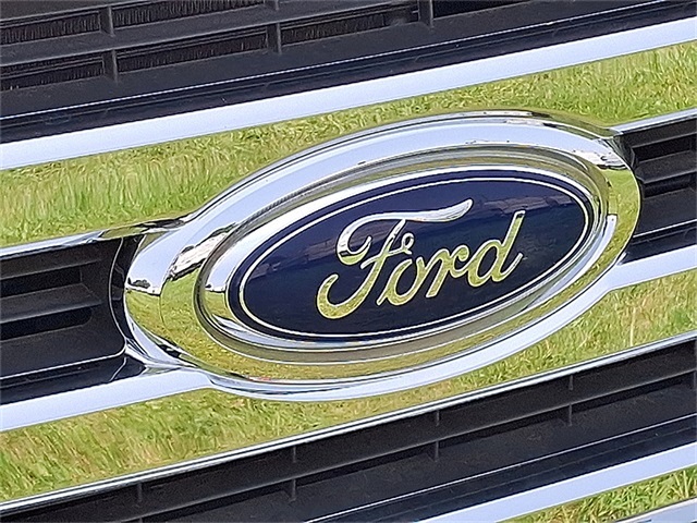 New 2023 Ford E-350 Cutaway - photo 3