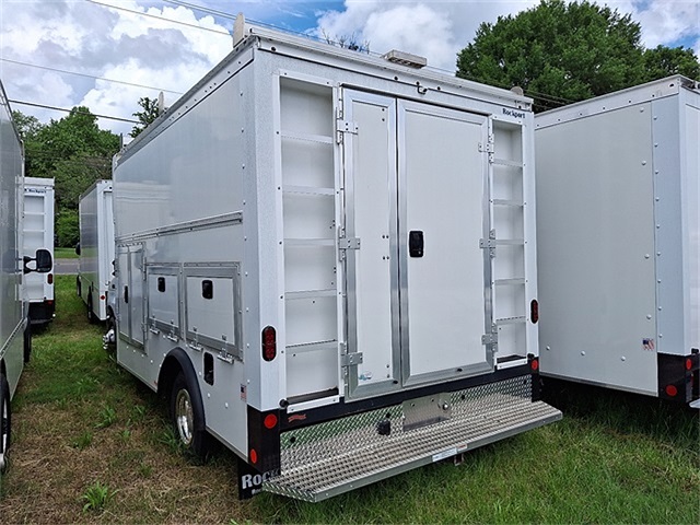 New 2023 Ford E-350 - photo 2