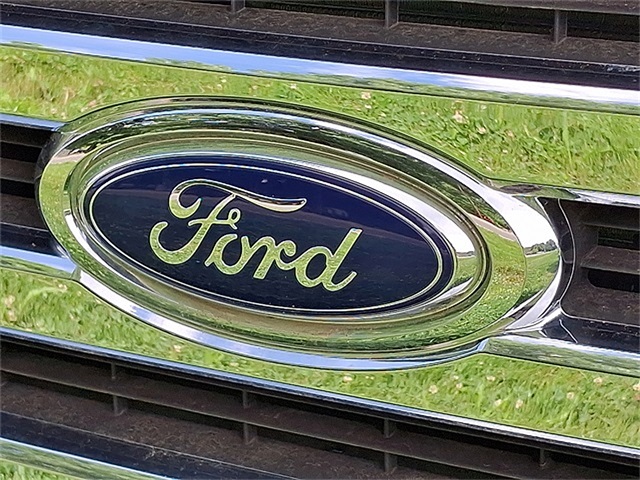 New 2023 Ford E-350 Cutaway - photo 3