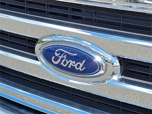 New 2023 Ford E-450 Cutaway - photo 3