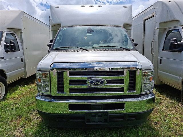 New 2024 Ford E-350 - photo 2