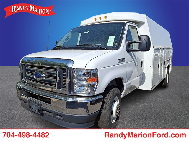 New 2024 Ford E-450 - photo 1