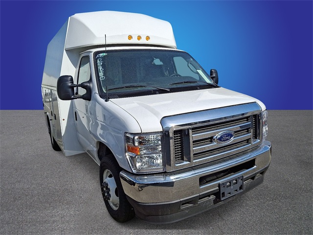 New 2025 Ford E-350 Cutaway - photo 3