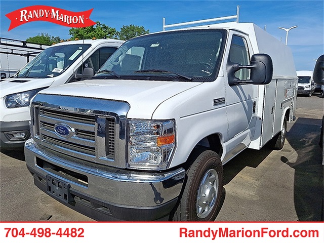 New 2025 Ford E-350 - photo 1