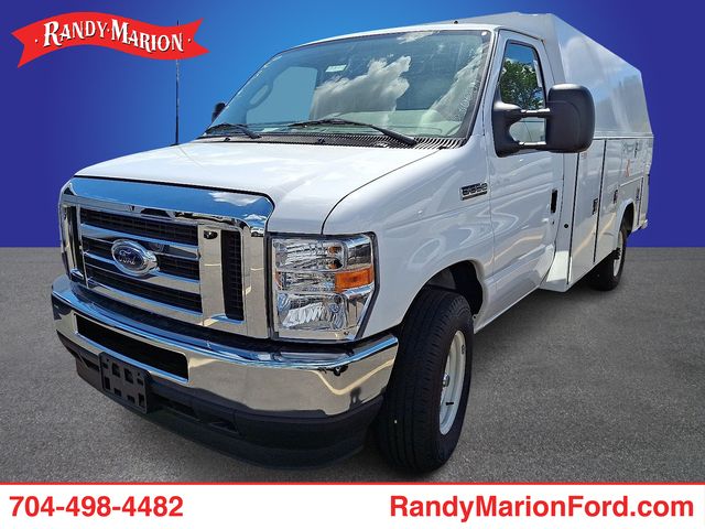 New 2025 Ford E-350 - photo 1
