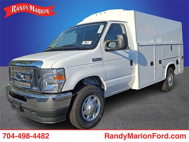 New 2025 Ford E-350 - photo 1