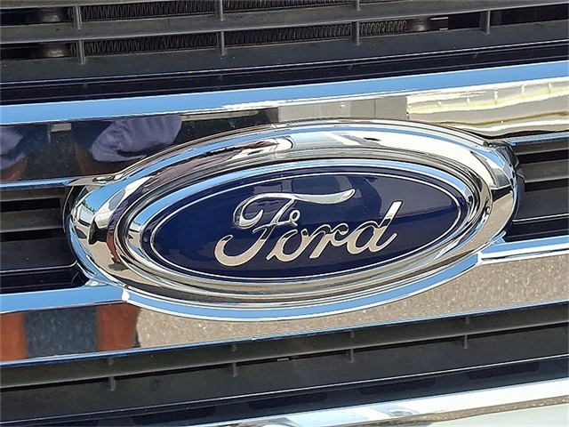 New 2024 Ford E-350 - photo 2