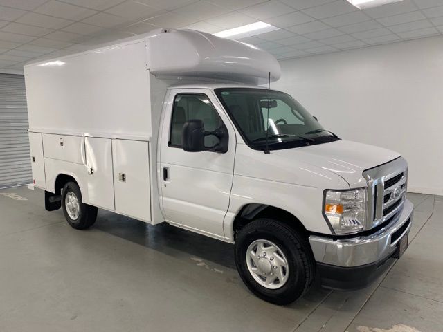 New 2025 Ford E-350 Cutaway - photo 5