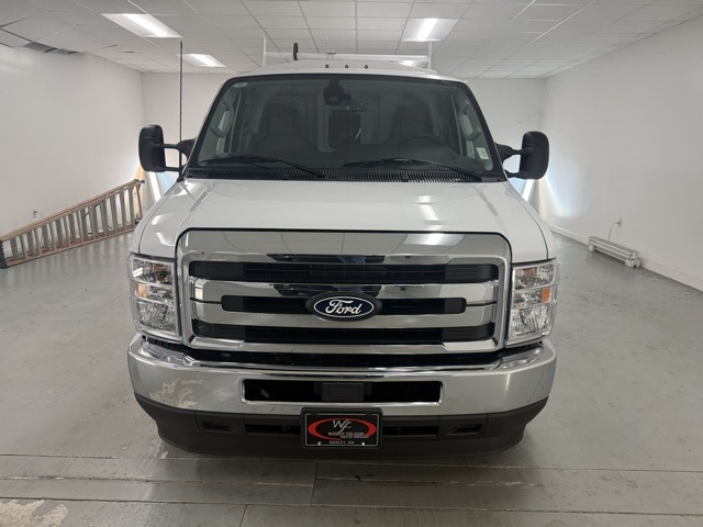 New 2026 Ford E-350 Cutaway - photo 3