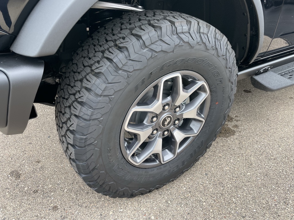 New 2025 Ford Bronco Badlands - photo 3