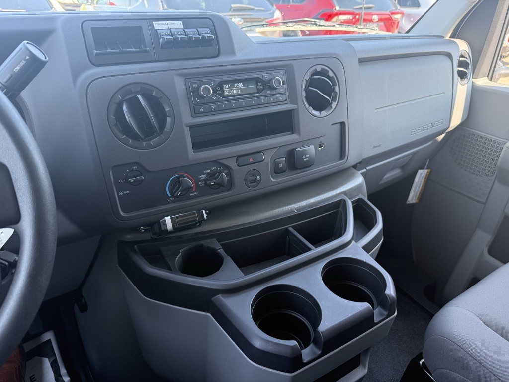 New 2026 Ford E-350 Cutaway - photo 9