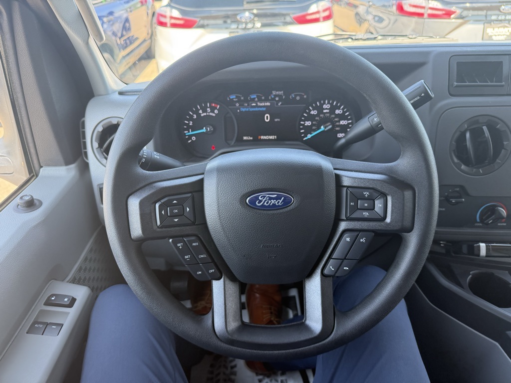 New 2026 Ford E-350 Cutaway - photo 17