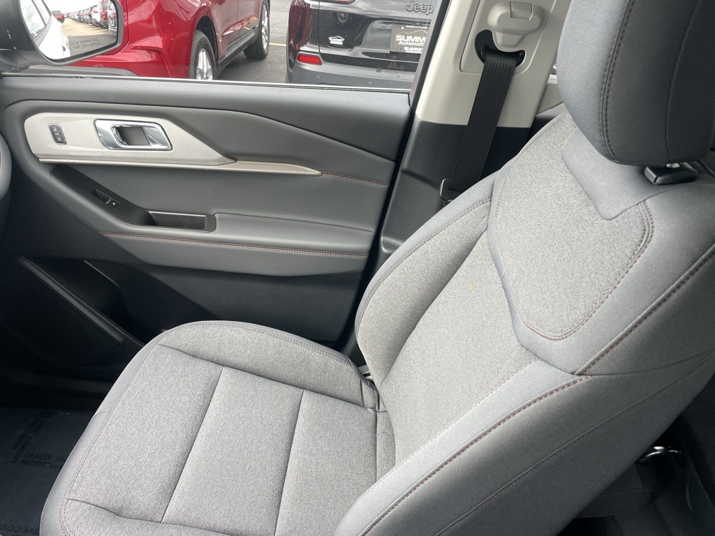 New 2026 Ford Explorer ACTIV - photo 7
