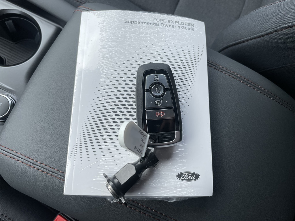 New 2026 Ford Explorer ACTIV - photo 33