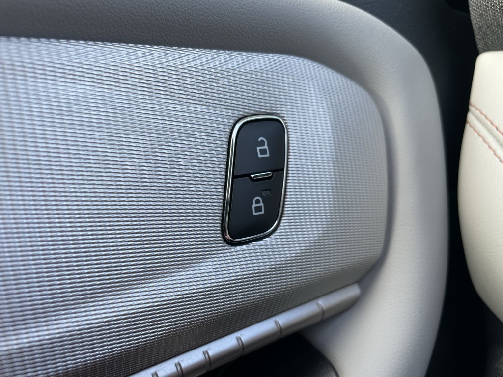 New 2026 Ford Explorer ACTIV - photo 15