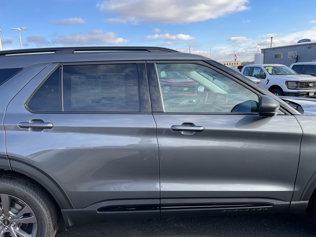 New 2026 Ford Explorer ACTIV - photo 18
