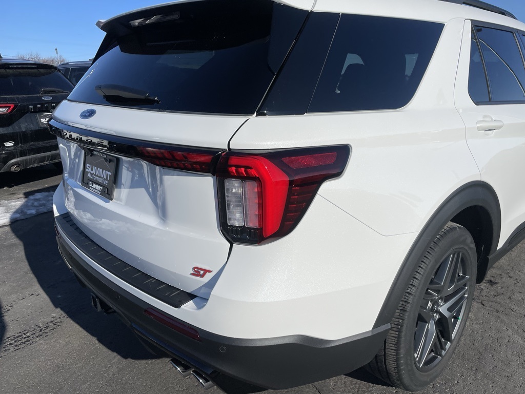 Used 2025 Ford Explorer ST - photo 34