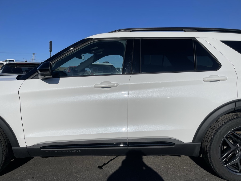 Used 2025 Ford Explorer ST - photo 40