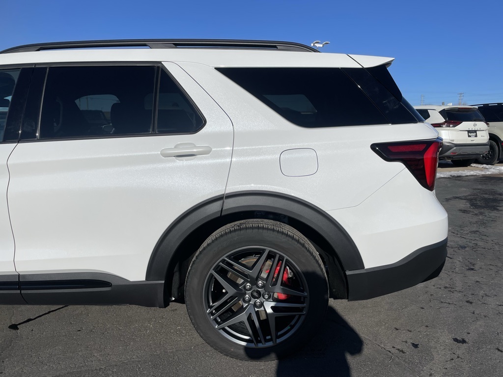 Used 2025 Ford Explorer ST - photo 41