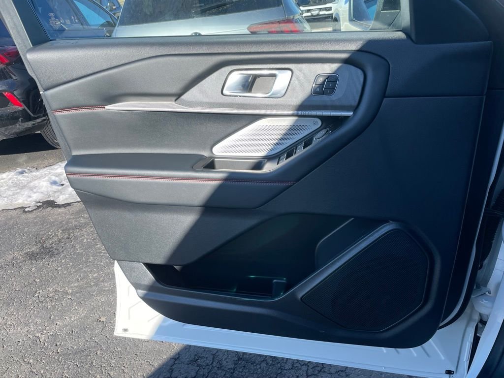 Used 2025 Ford Explorer ST - photo 56