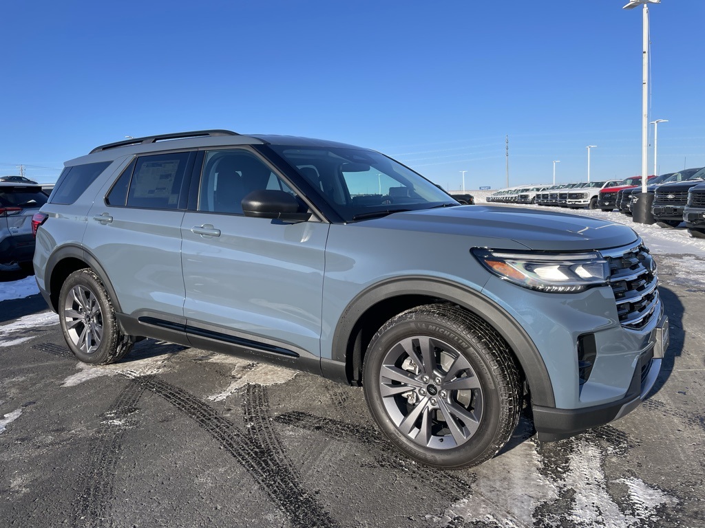 New 2026 Ford Explorer - photo 1