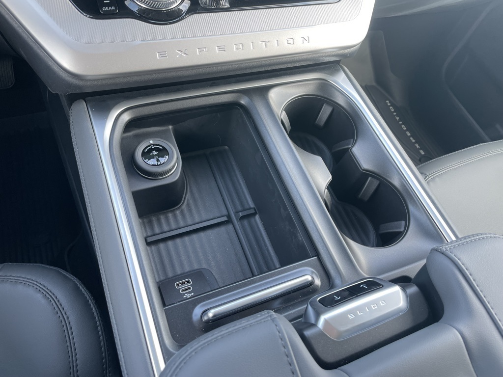 New 2026 Ford Expedition ACTIV - photo 12