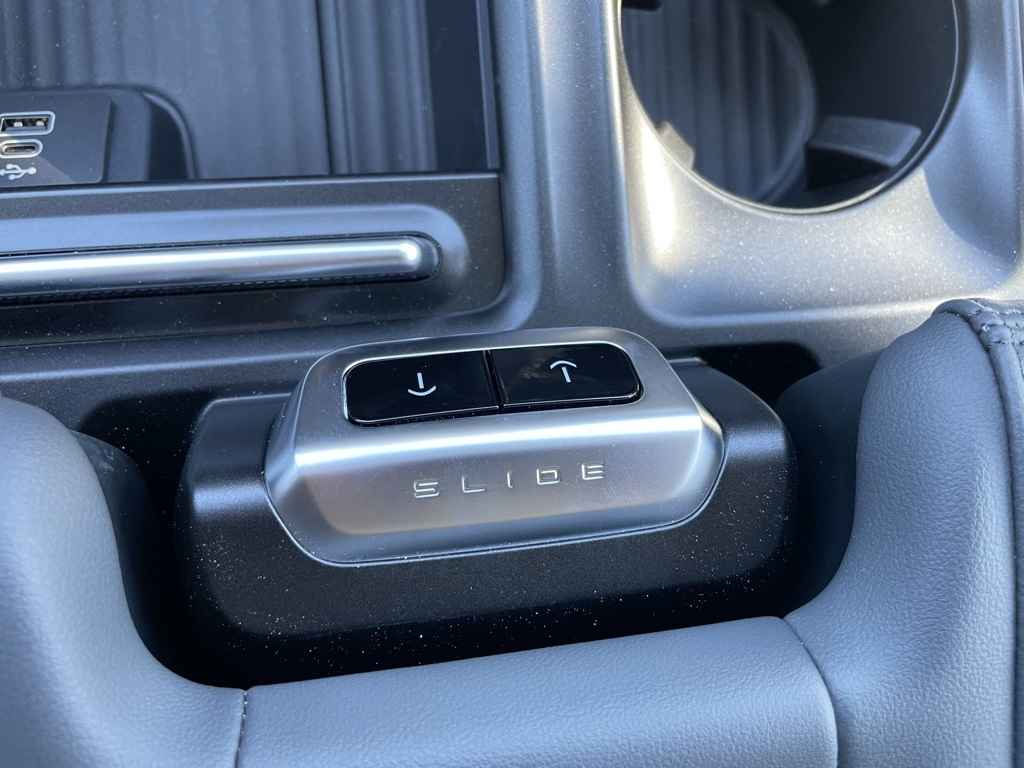 New 2026 Ford Expedition ACTIV - photo 15