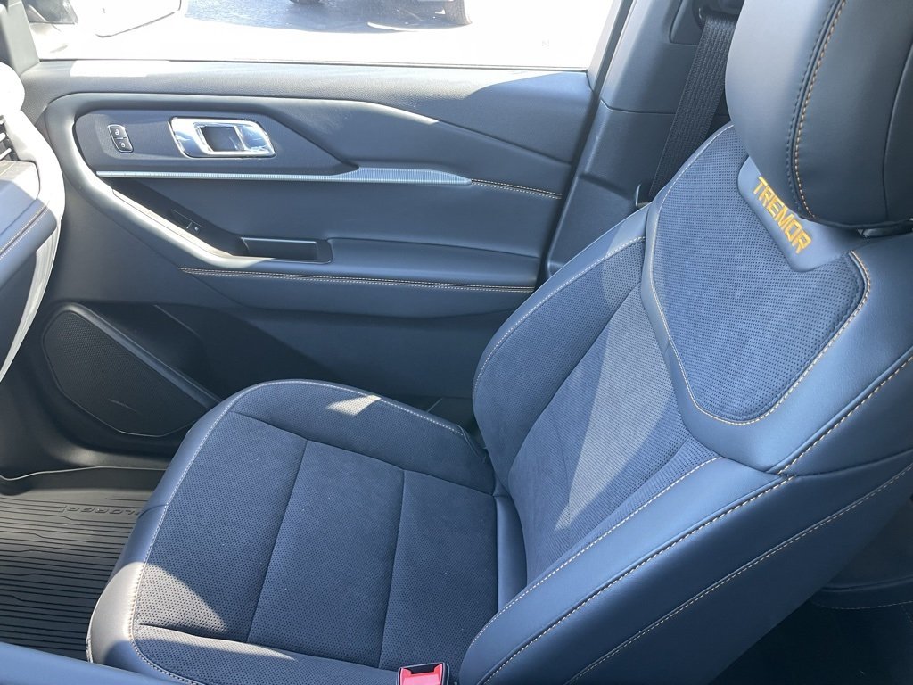 New 2026 Ford Explorer - photo 9