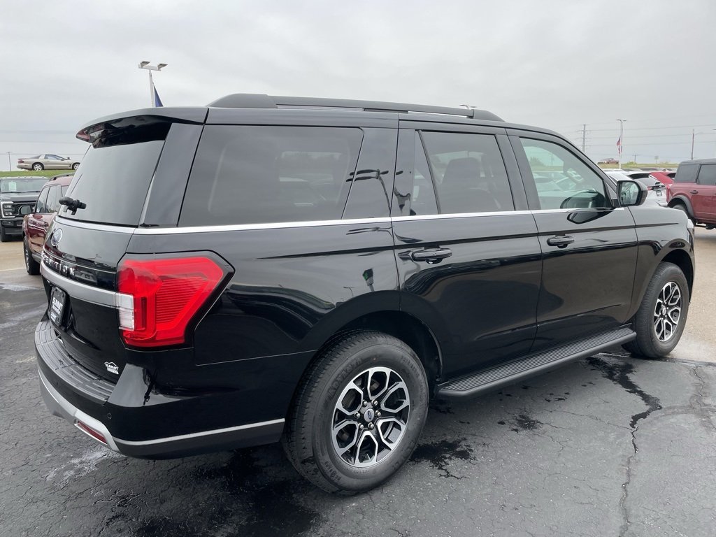 Used 2024 Ford Expedition XLT - photo 4