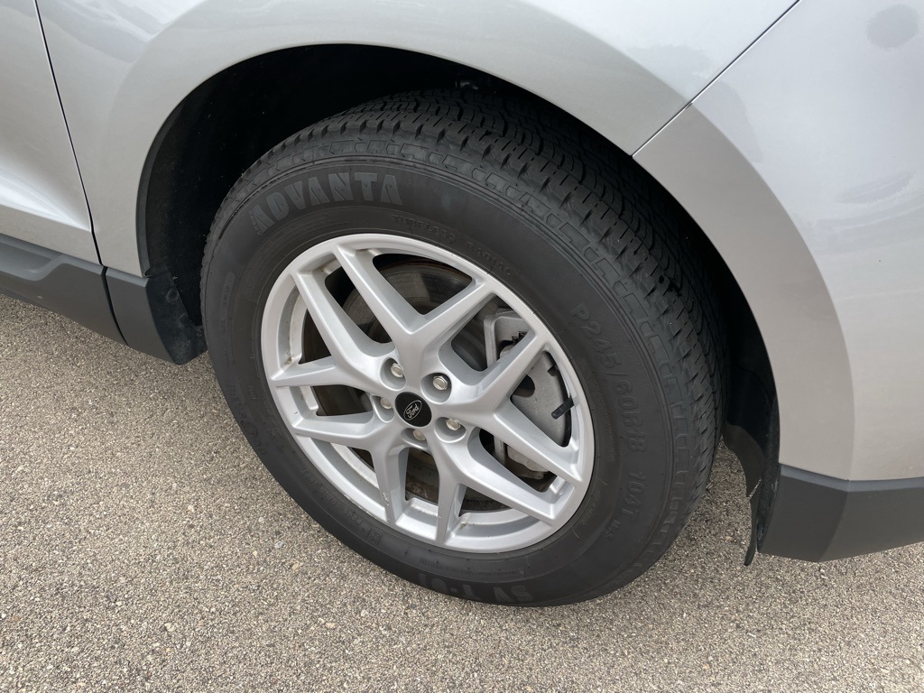 Used 2023 Ford Edge SEL - photo 3