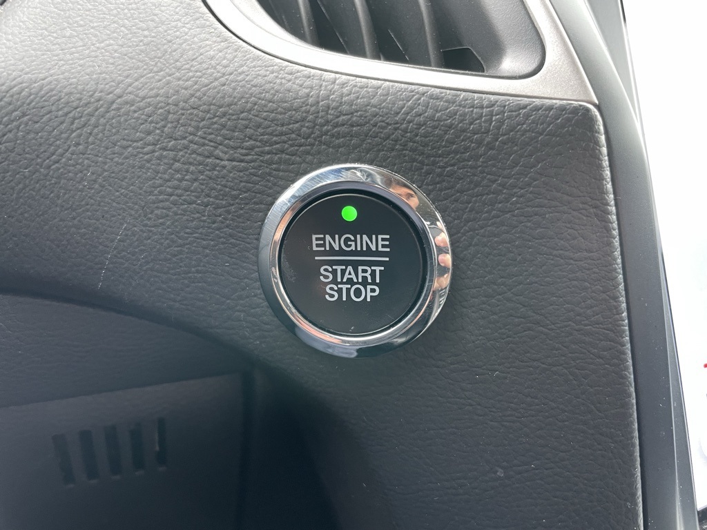 Used 2023 Ford Edge SEL - photo 45