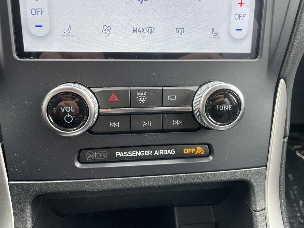 Used 2023 Ford Edge SEL - photo 11
