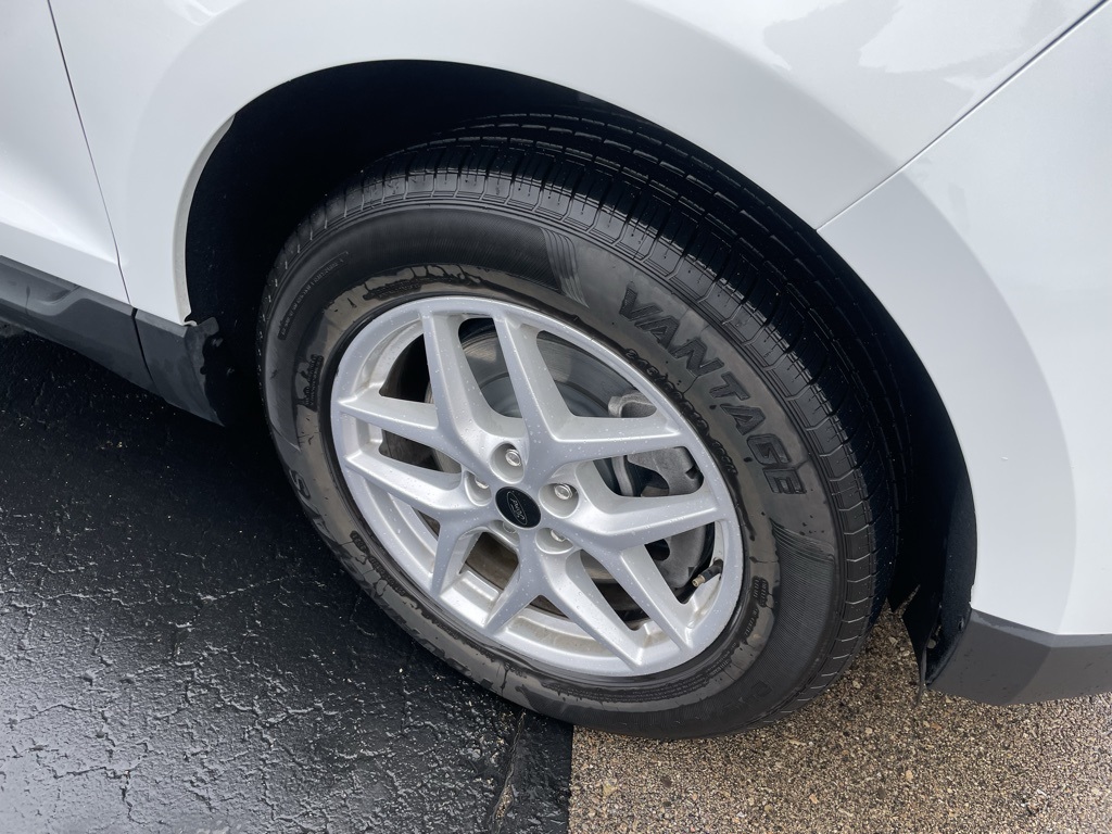 Used 2023 Ford Edge SEL - photo 3