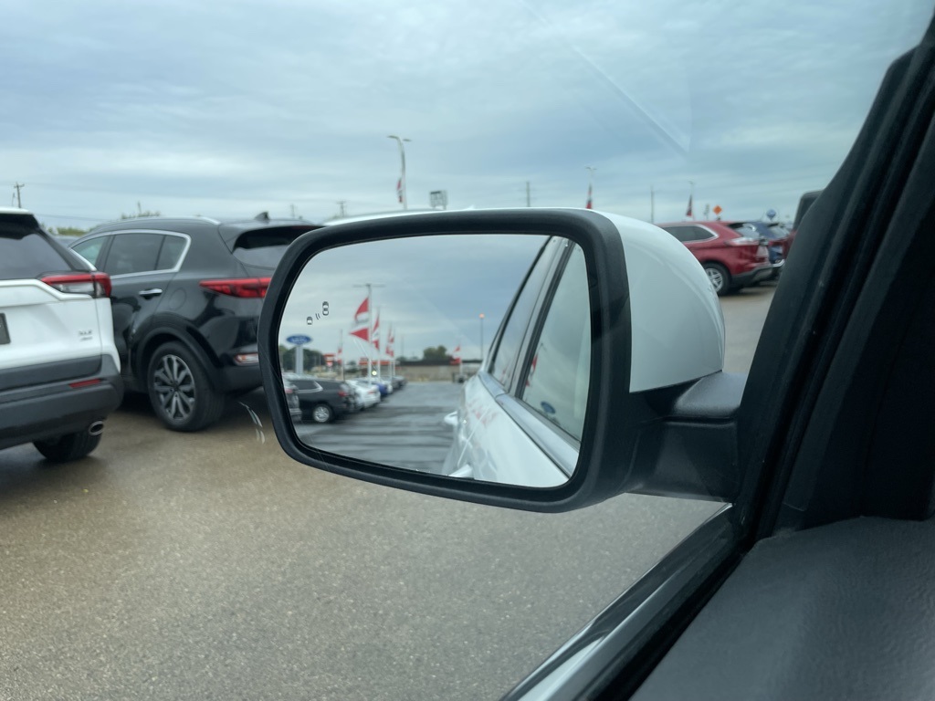 Used 2023 Ford Edge SEL - photo 39