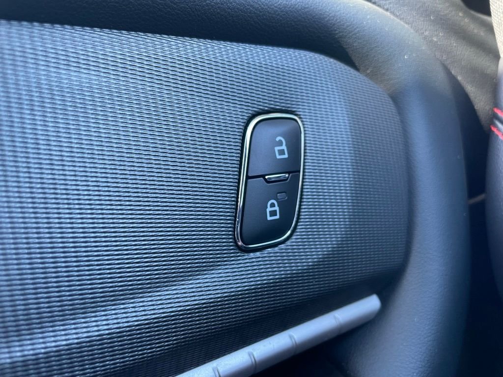 Used 2025 Ford Explorer ST-Line - photo 15